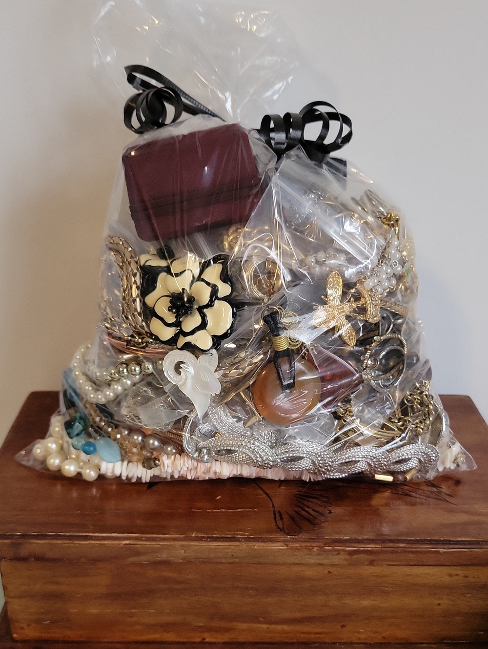 Mixed Mystery Bag Of Costume Jewelry 4lbs